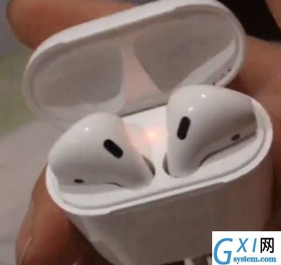 air pods为什么会黄灯闪烁?air pods黄灯闪烁解答
